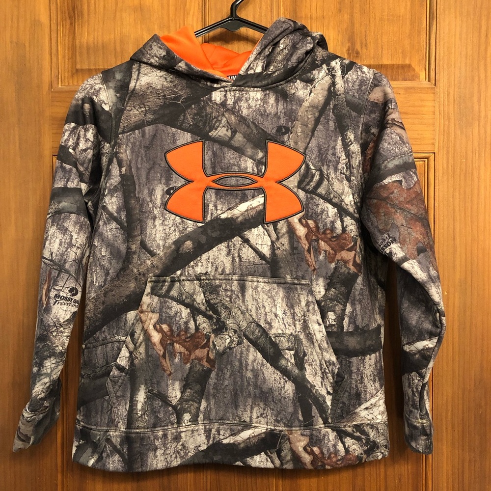 Under armour camo hoodie